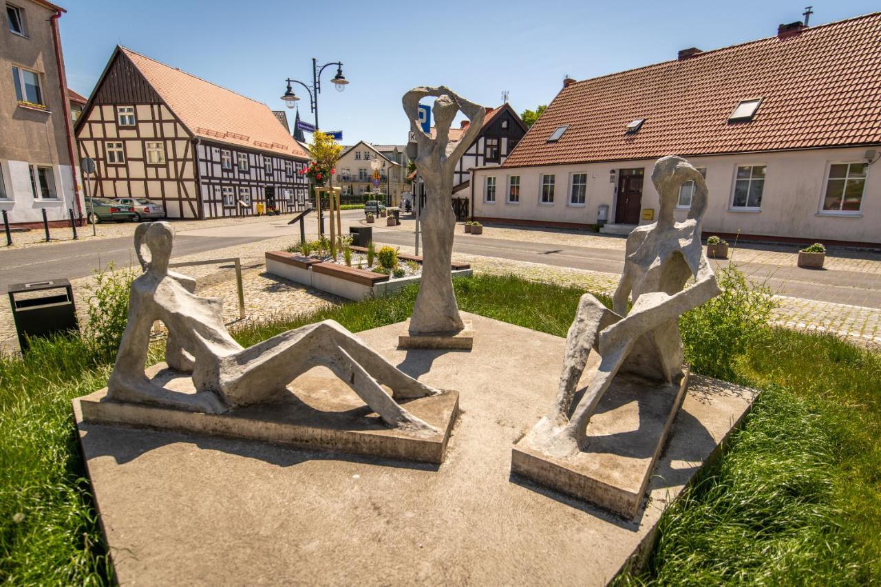 Apartamenty Kamienica Arte 5 Устка Екстер'єр фото