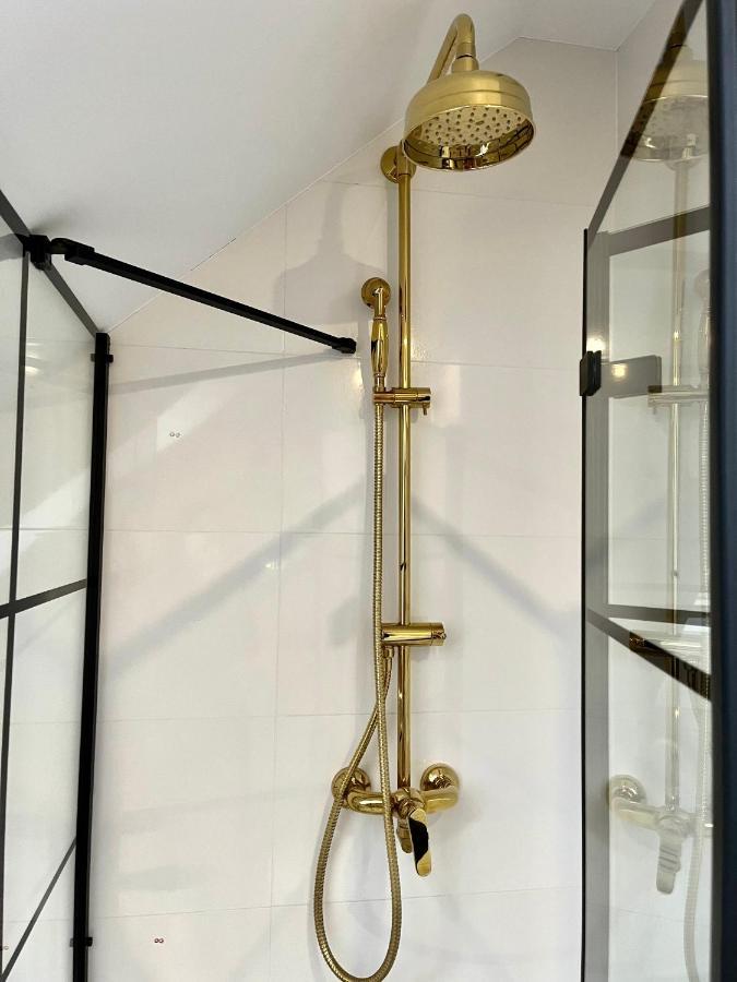 Apartamenty Kamienica Arte 5 Устка Екстер'єр фото