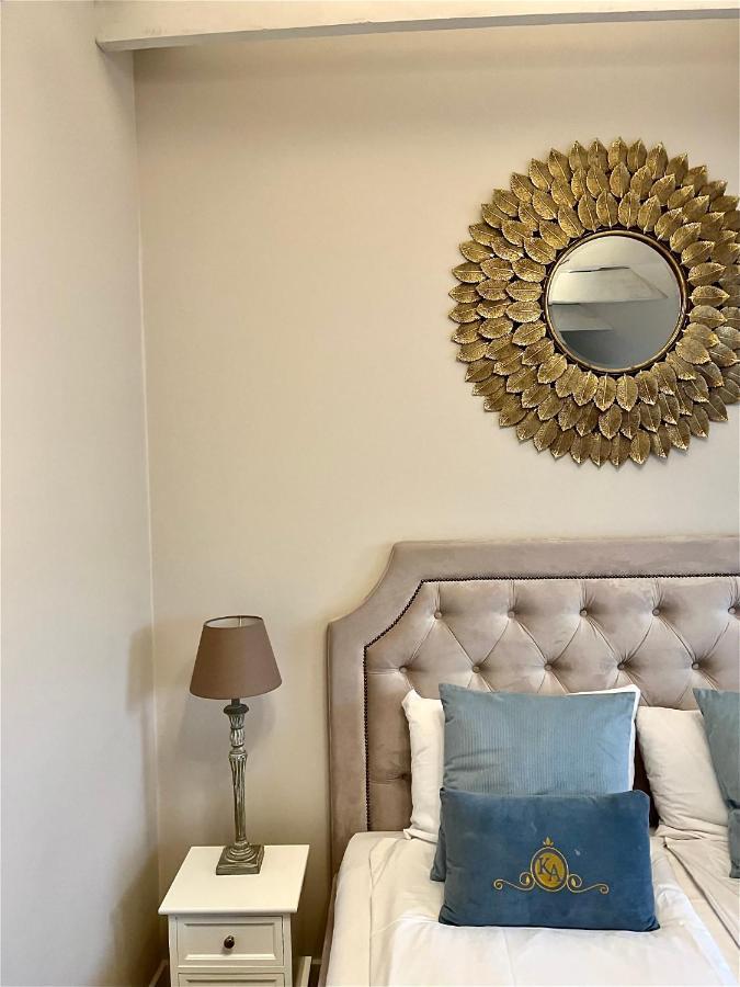 Apartamenty Kamienica Arte 5 Устка Екстер'єр фото